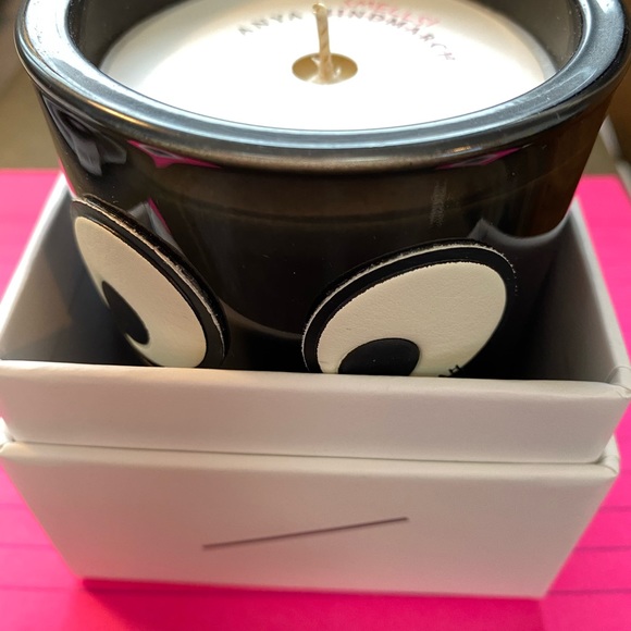 Anya Hindmarch Anya smells COFFEE - Picture 4 of 4